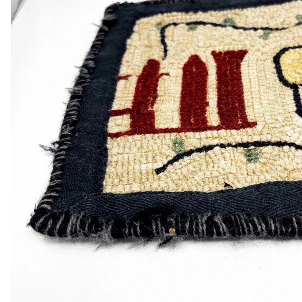 Primitive Folk Art Hand Hooked Wool Table‎ Runner Sheep Tree Farmhouse 22x10
